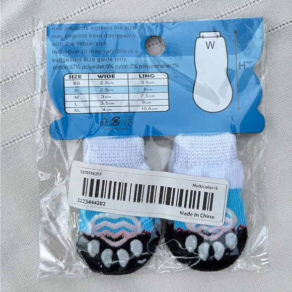 4 Anti Skid Socks for Dogs Small - Picture 3 of 4